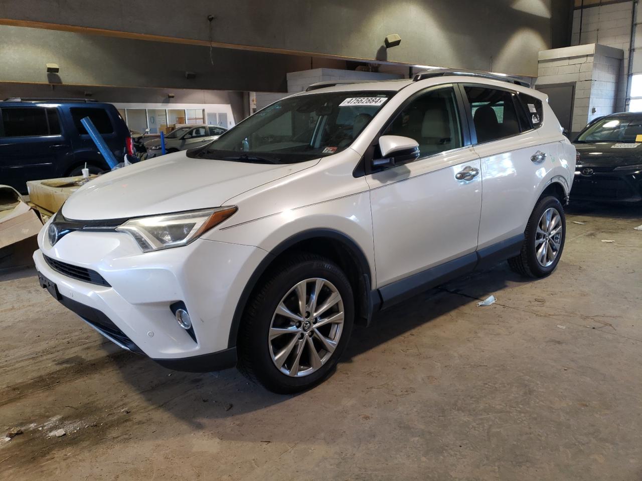 toyota rav 4 2017 2t3dfrev3hw606666