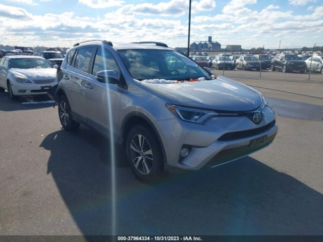 toyota rav4 2017 2t3rfrev4hw684637