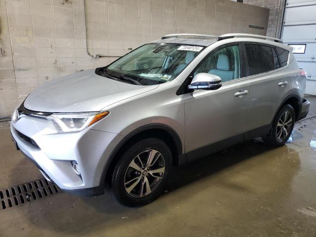 toyota rav4 xle 2017 2t3rfrevxhw602846