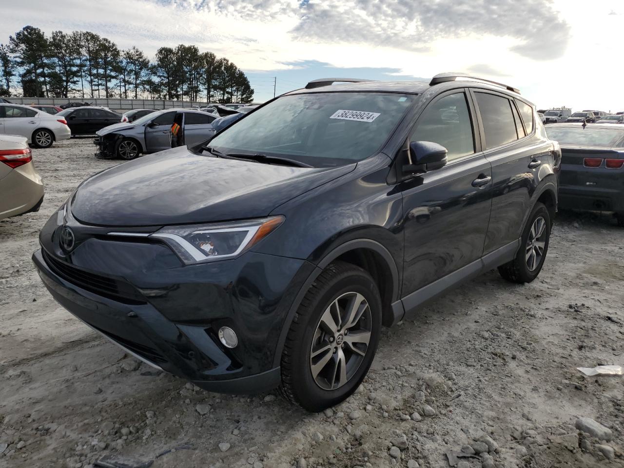 toyota rav 4 2018 2t3wfrev5jw469602