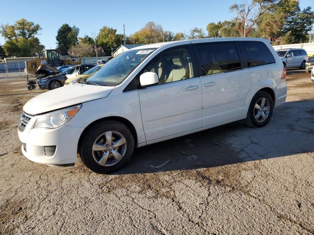 volkswagen routan se 2010 2v4rw3d13ar167217