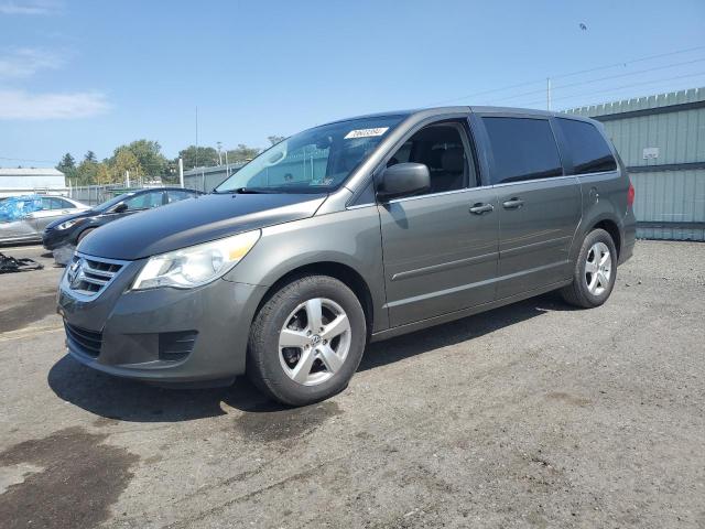 volkswagen routan se 2010 2v4rw3d18ar237021