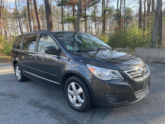 volkswagen routan 2011 2v4rw3dg7br740433