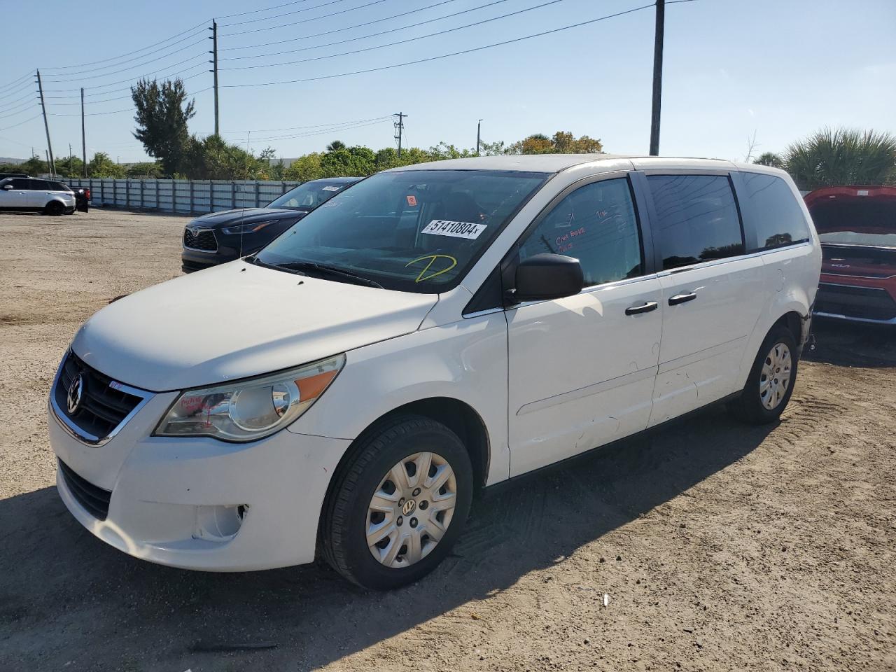 volkswagen routan 2010 2v4rw4d12ar230815