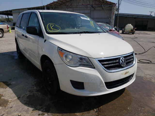 volkswagen routan s 2010 2v4rw4d17ar268282