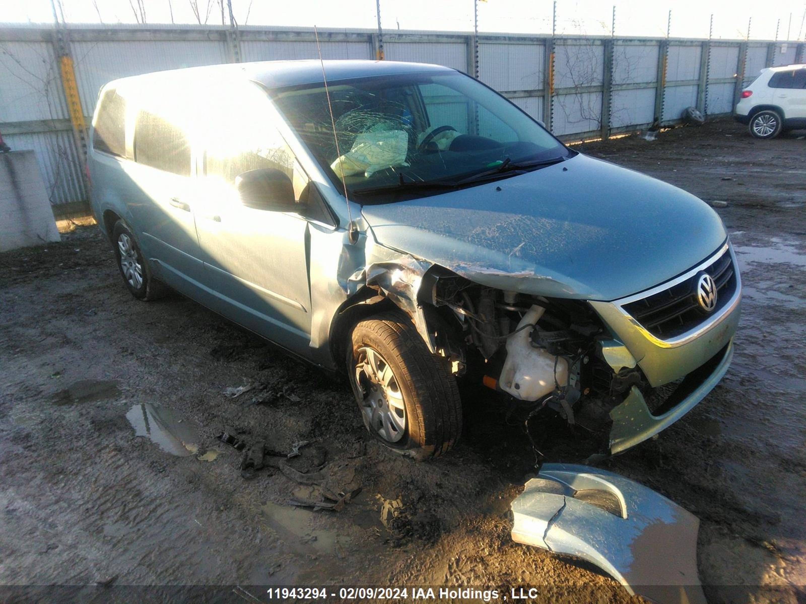 volkswagen routan 2009 2v8hw44x99r542785