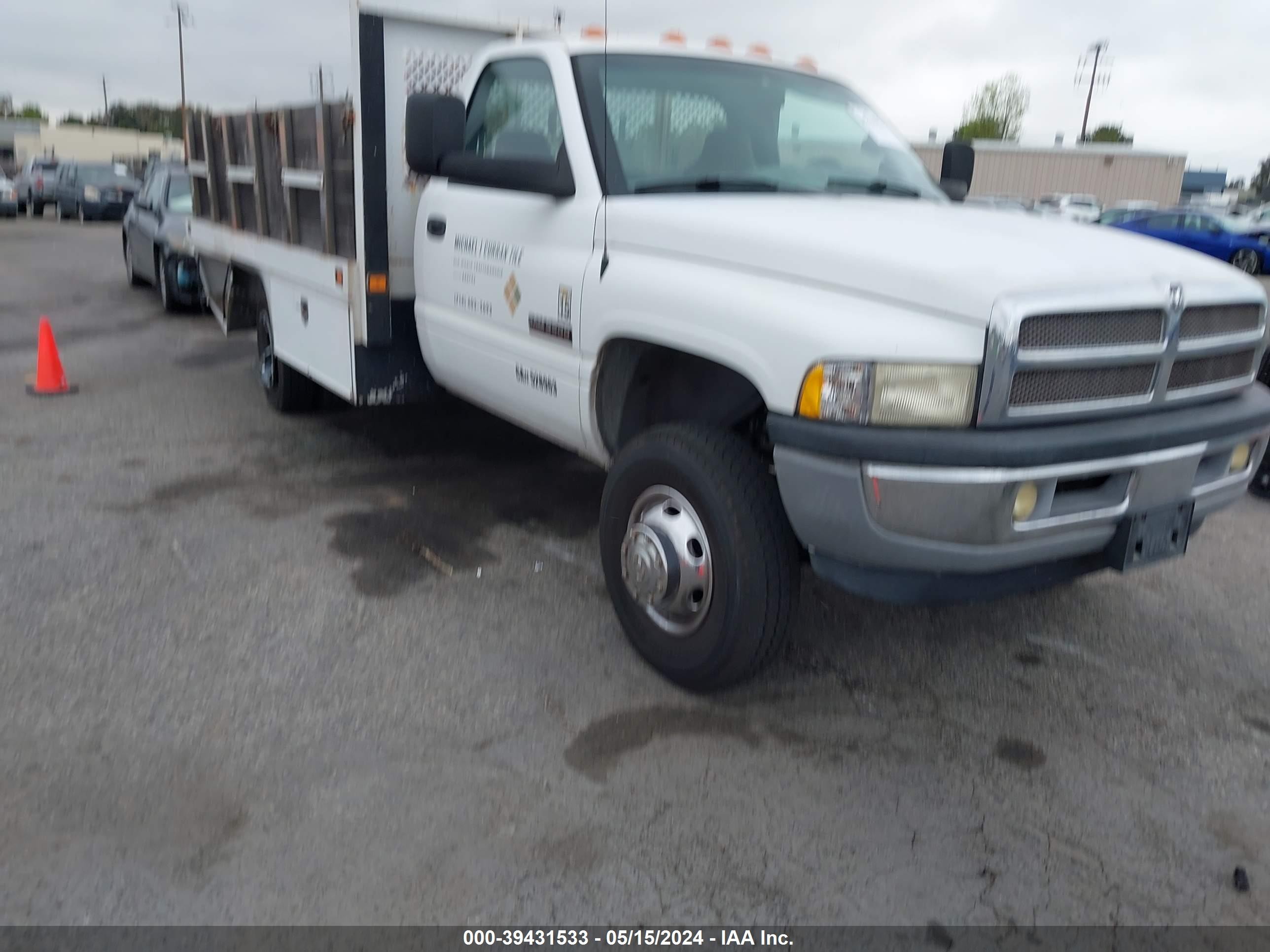 dodge ram 2001 3b6mc36611m502637