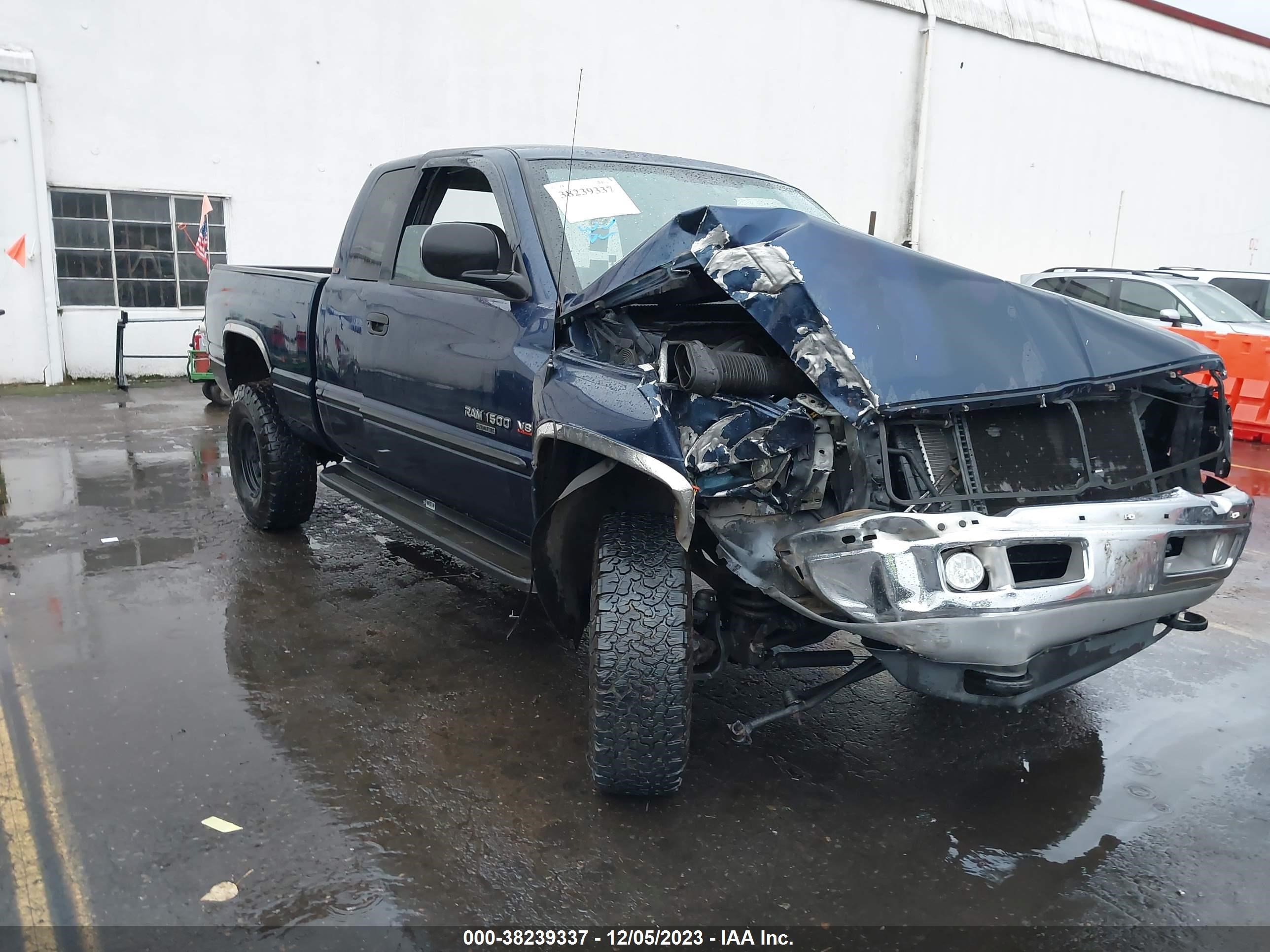 dodge ram 2000 3b7hf13z4yg142313