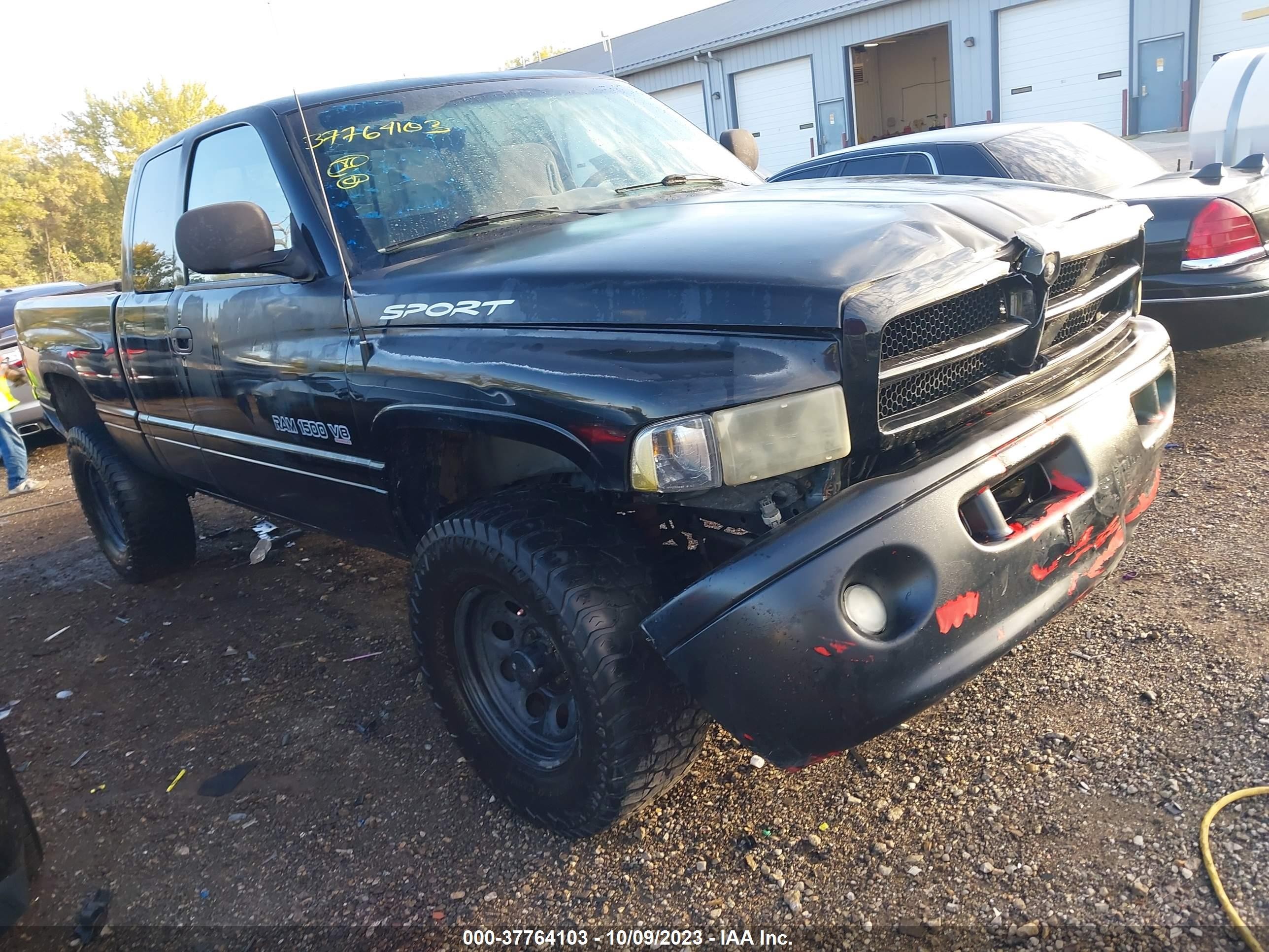 dodge ram 2001 3b7hf13z61g221214