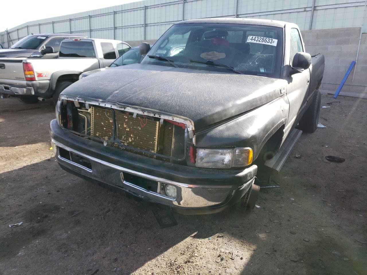 dodge ram 2002 3b7kf26z52m237348