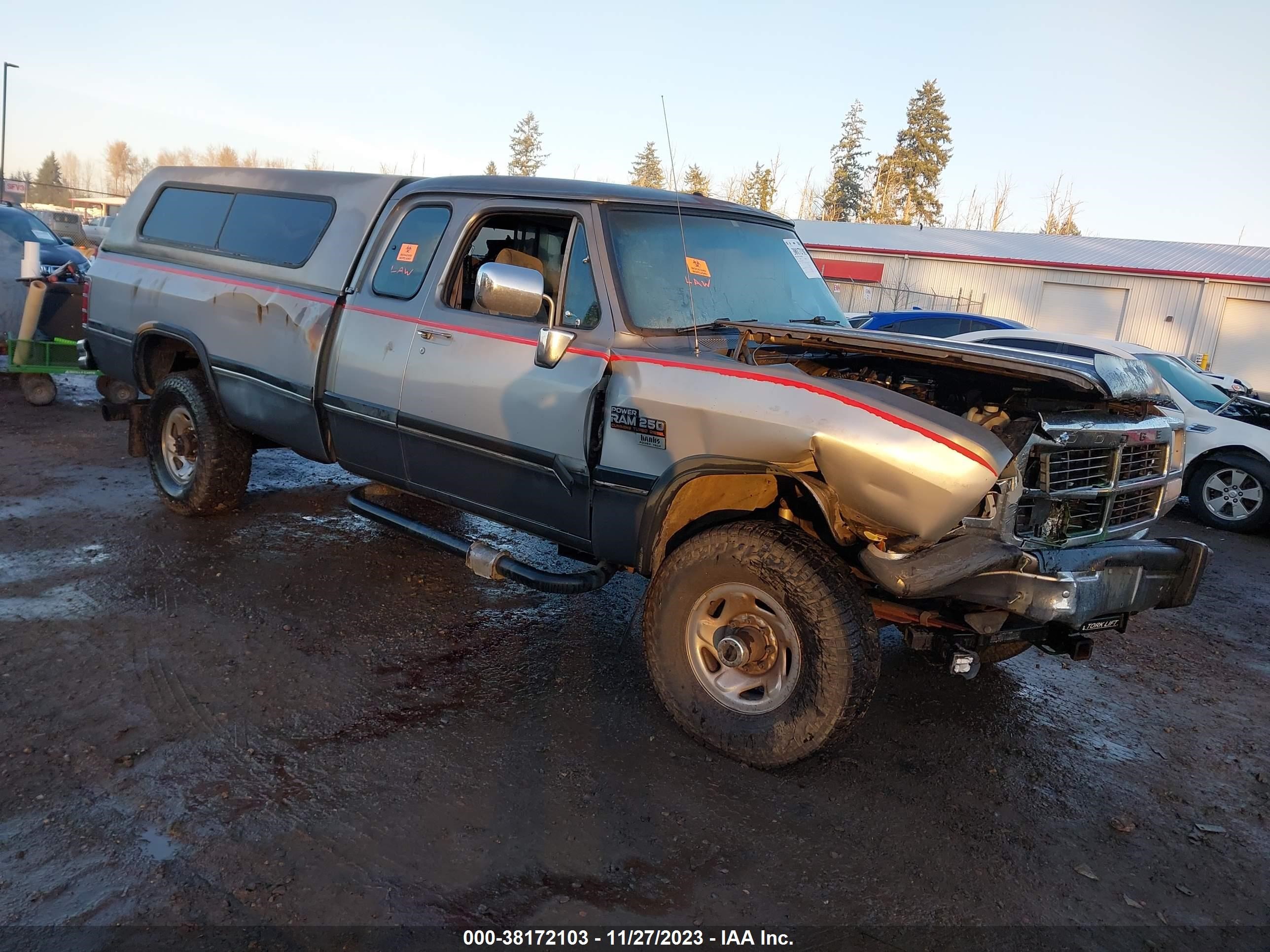 dodge  1993 3b7km23c5pm145248