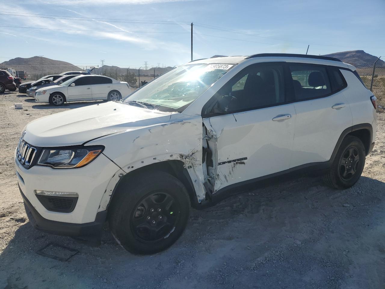 jeep compass 2018 3c4njcab2jt318839