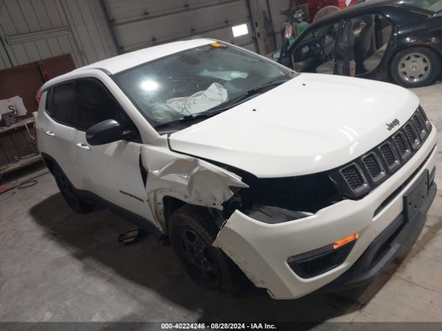 jeep compass 2018 3c4njcab3jt356421