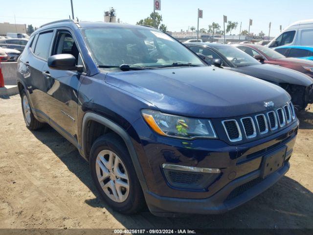 jeep compass 2018 3c4njcab8jt122940