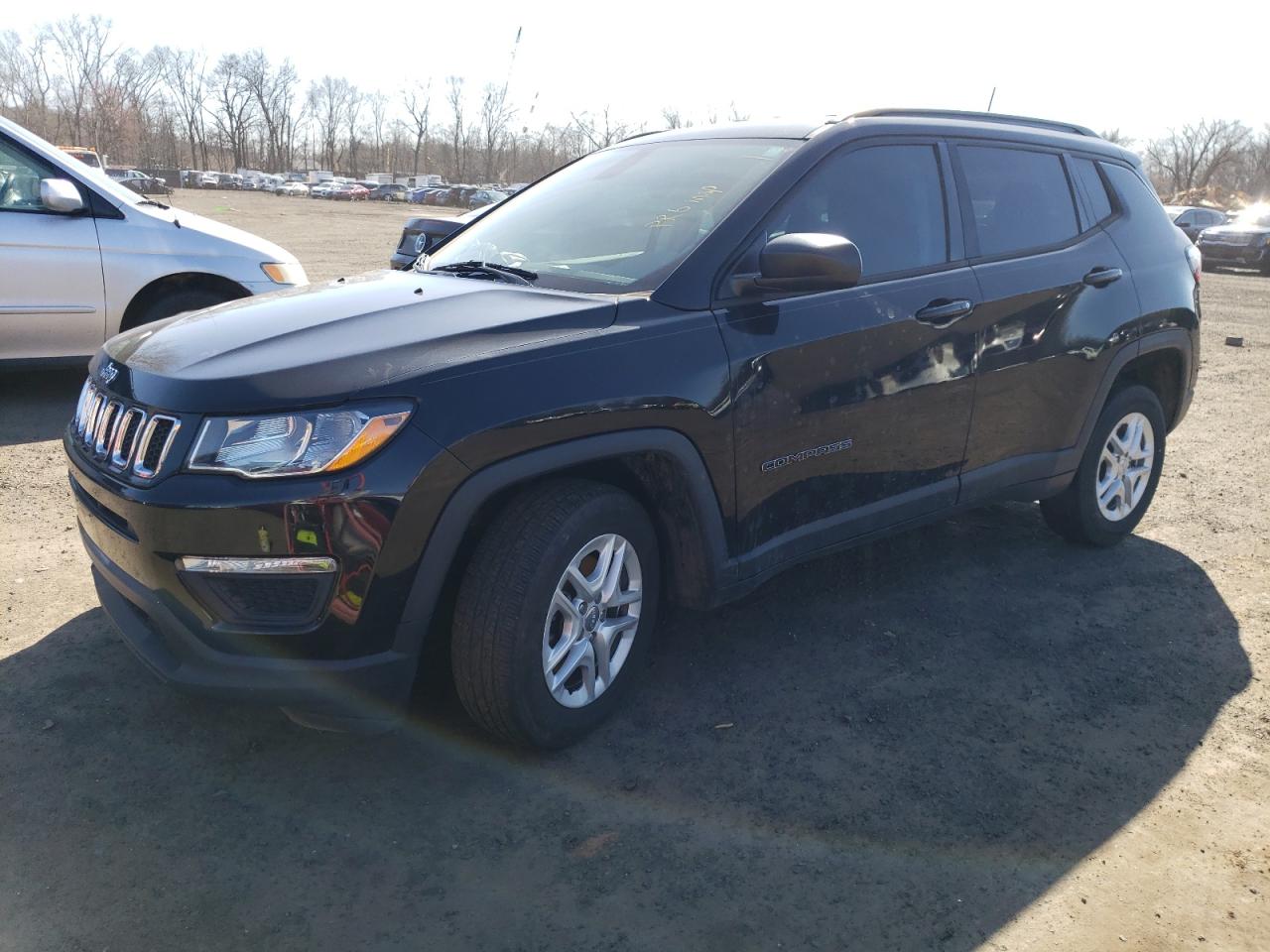 jeep compass 2018 3c4njcab8jt254807