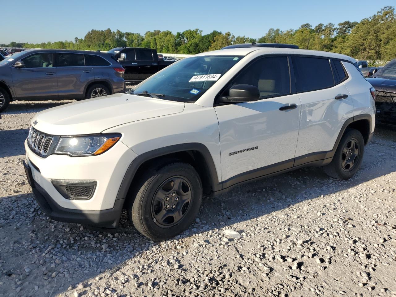 jeep compass 2018 3c4njcab9jt272197