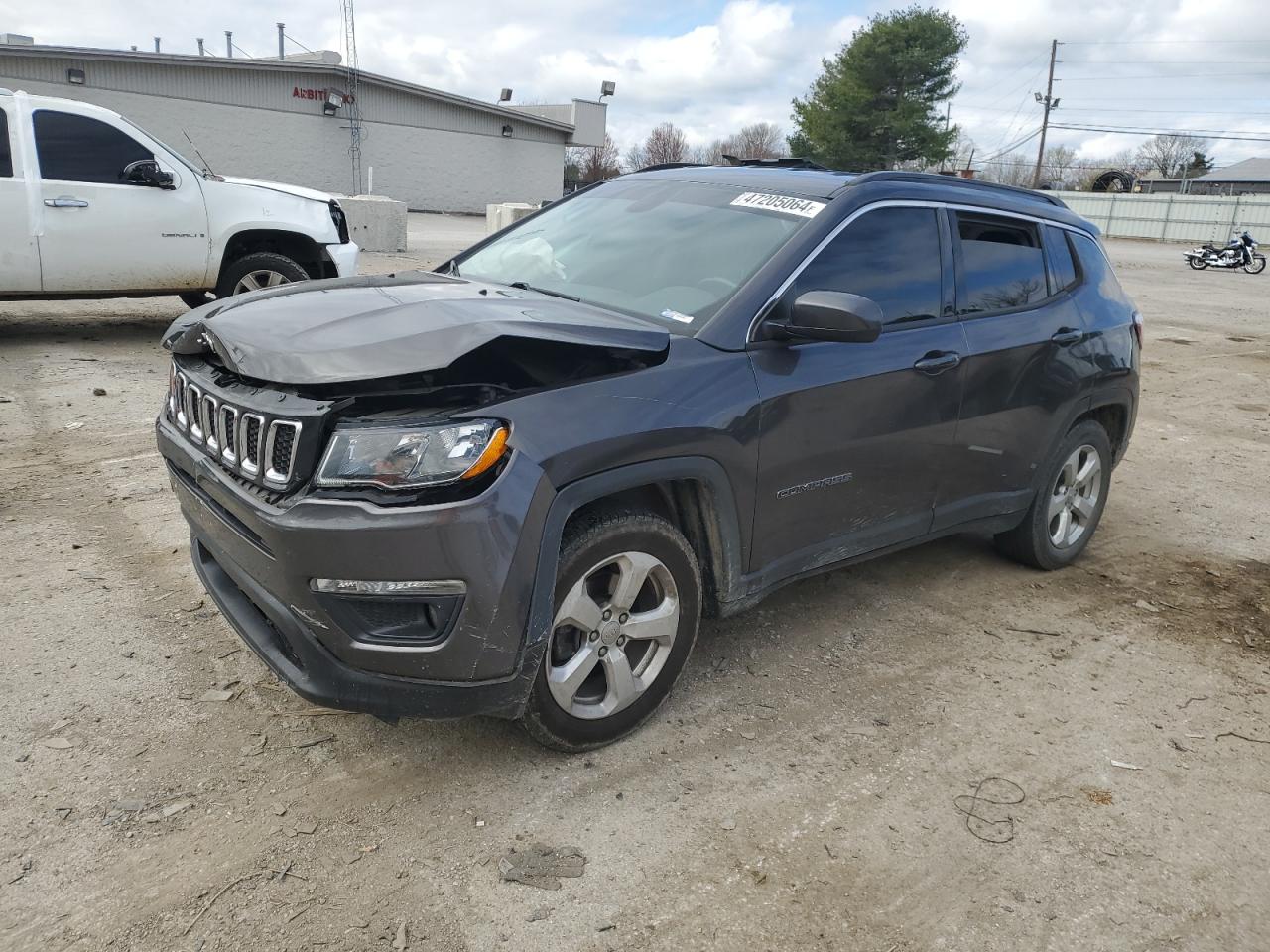 jeep compass 2018 3c4njcbb0jt300631