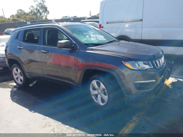 jeep compass 2018 3c4njcbb5jt466403