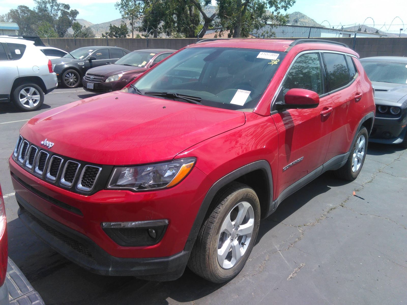 jeep compass fwd 2018 3c4njcbb7jt194016