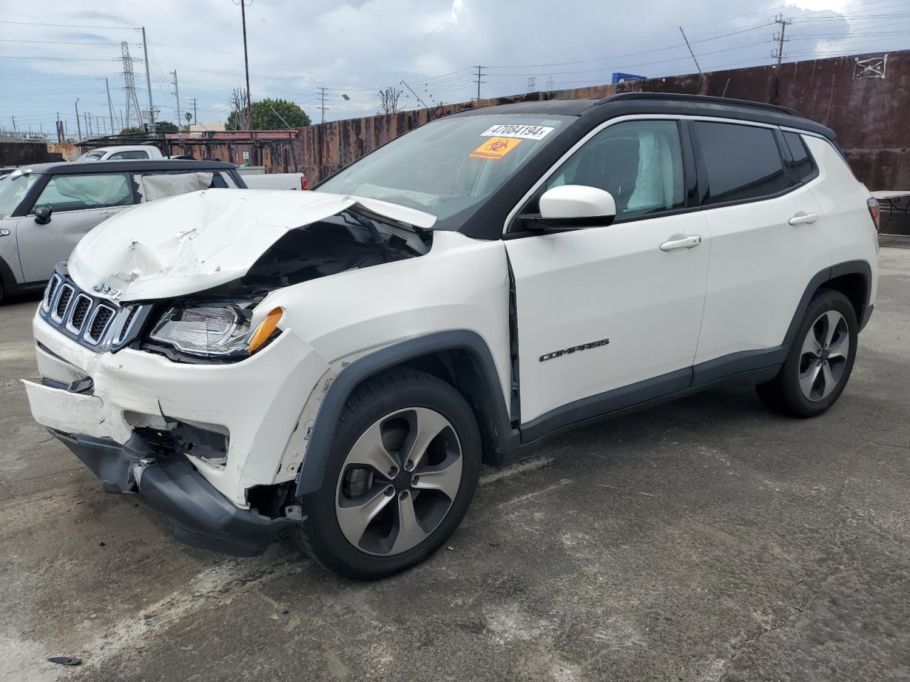 jeep compass 2017 3c4njcbb8ht632780