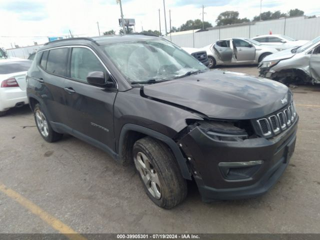 jeep compass 2018 3c4njcbb8jt182036