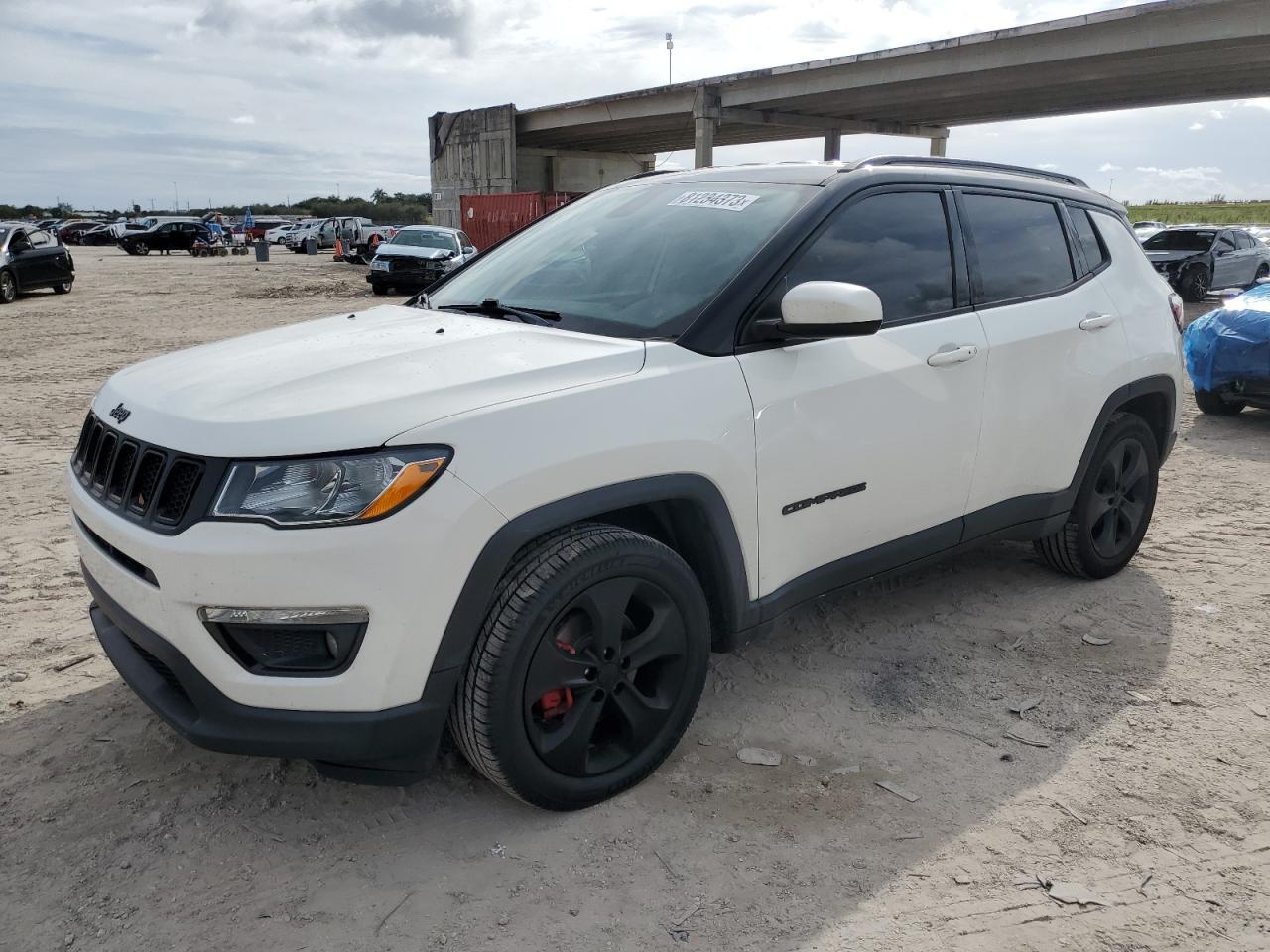 jeep compass 2019 3c4njcbbxkt652357