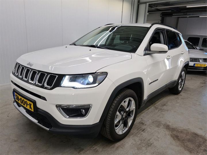 jeep compass 2018 3c4njccs8jt268803