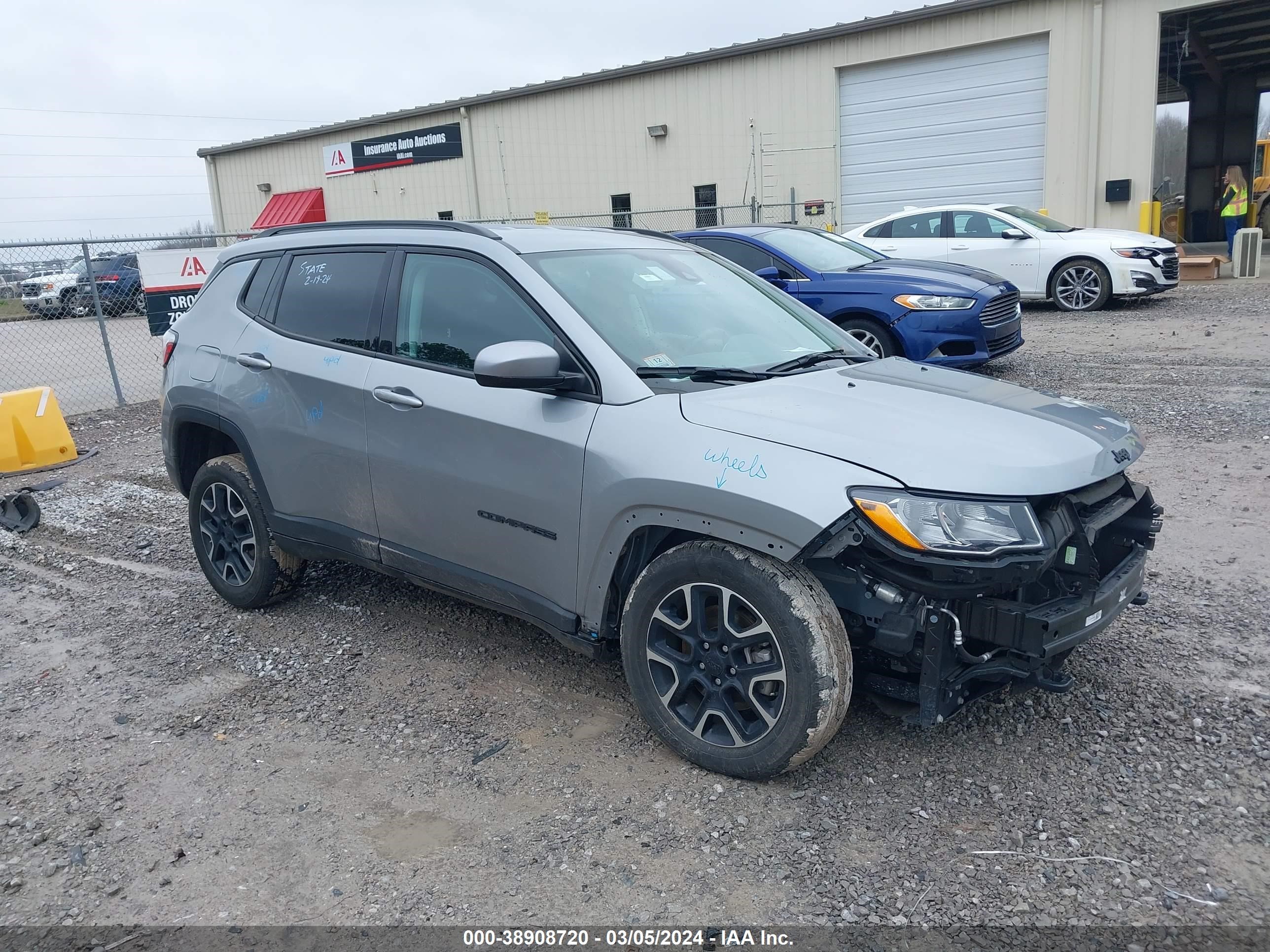 jeep compass 2020 3c4njdab1lt212357