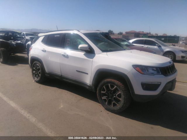 jeep compass 2019 3c4njdab2kt696845