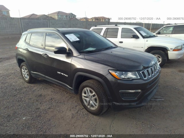 jeep compass 2018 3c4njdab9jt101536