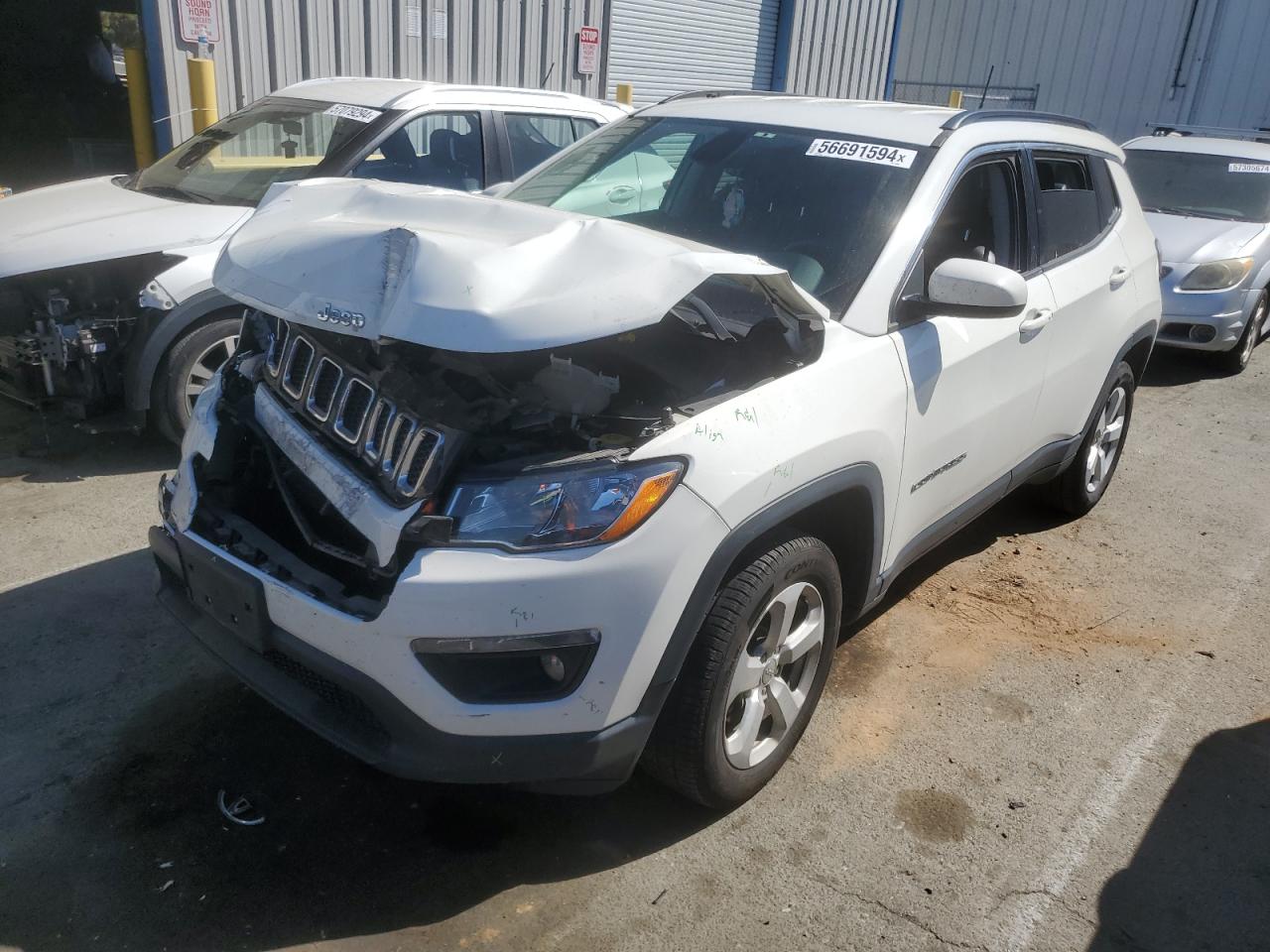 jeep compass 2018 3c4njdbb1jt206392