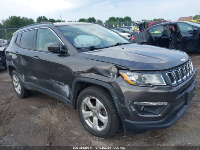 jeep compass 2018 3c4njdbb1jt349827