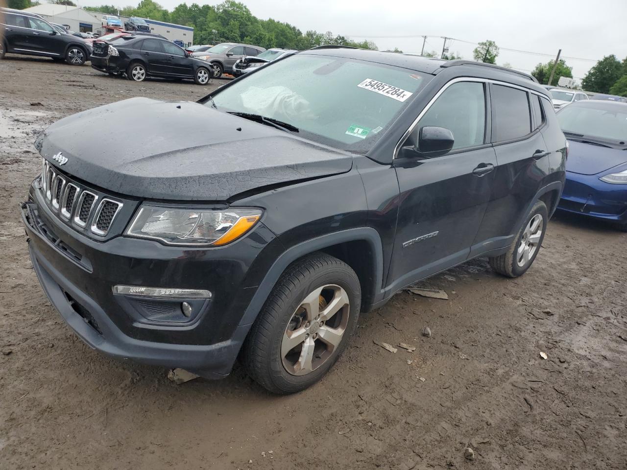 jeep compass 2018 3c4njdbb2jt175590