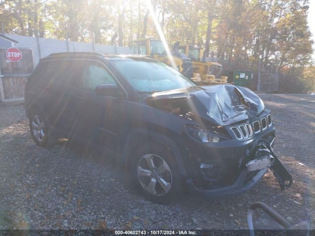 jeep compass 2018 3c4njdbb3jt202084