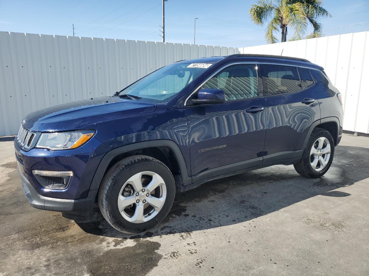 jeep compass 2018 3c4njdbb3jt307840