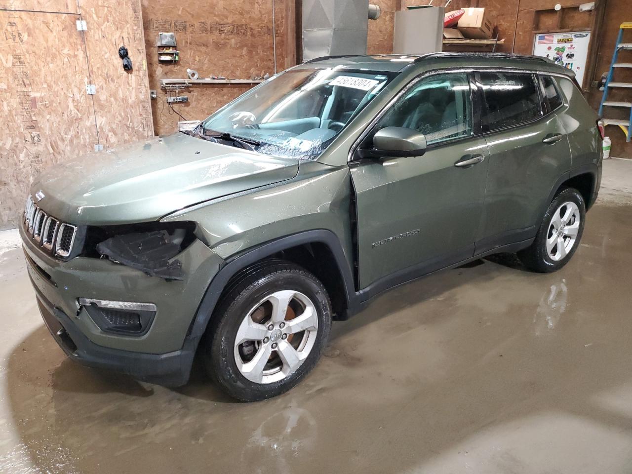 jeep compass 2018 3c4njdbb4jt299375