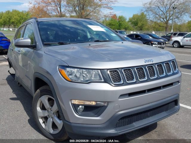 jeep compass 2018 3c4njdbb5jt259127