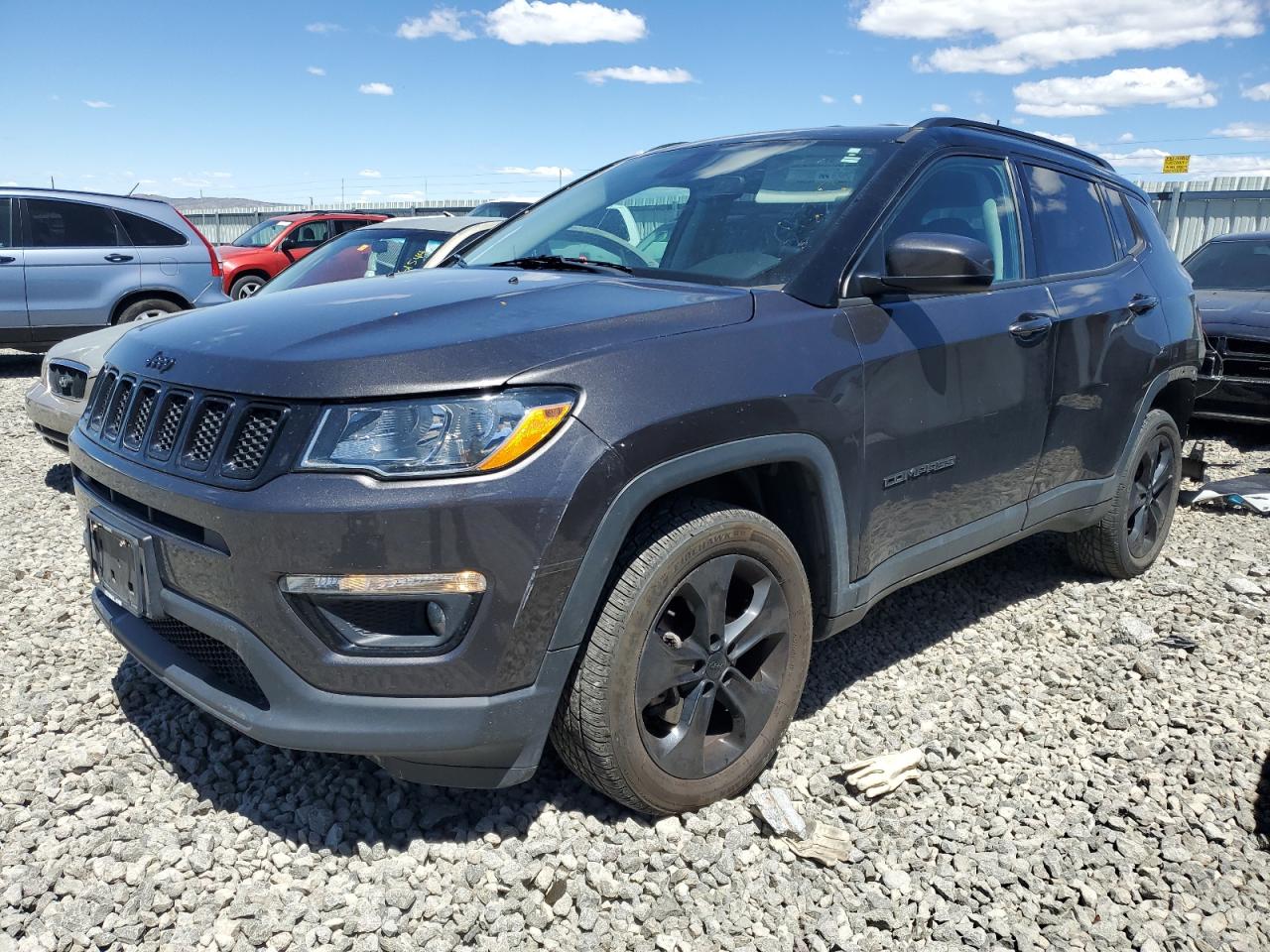 jeep compass 2018 3c4njdbb5jt453379