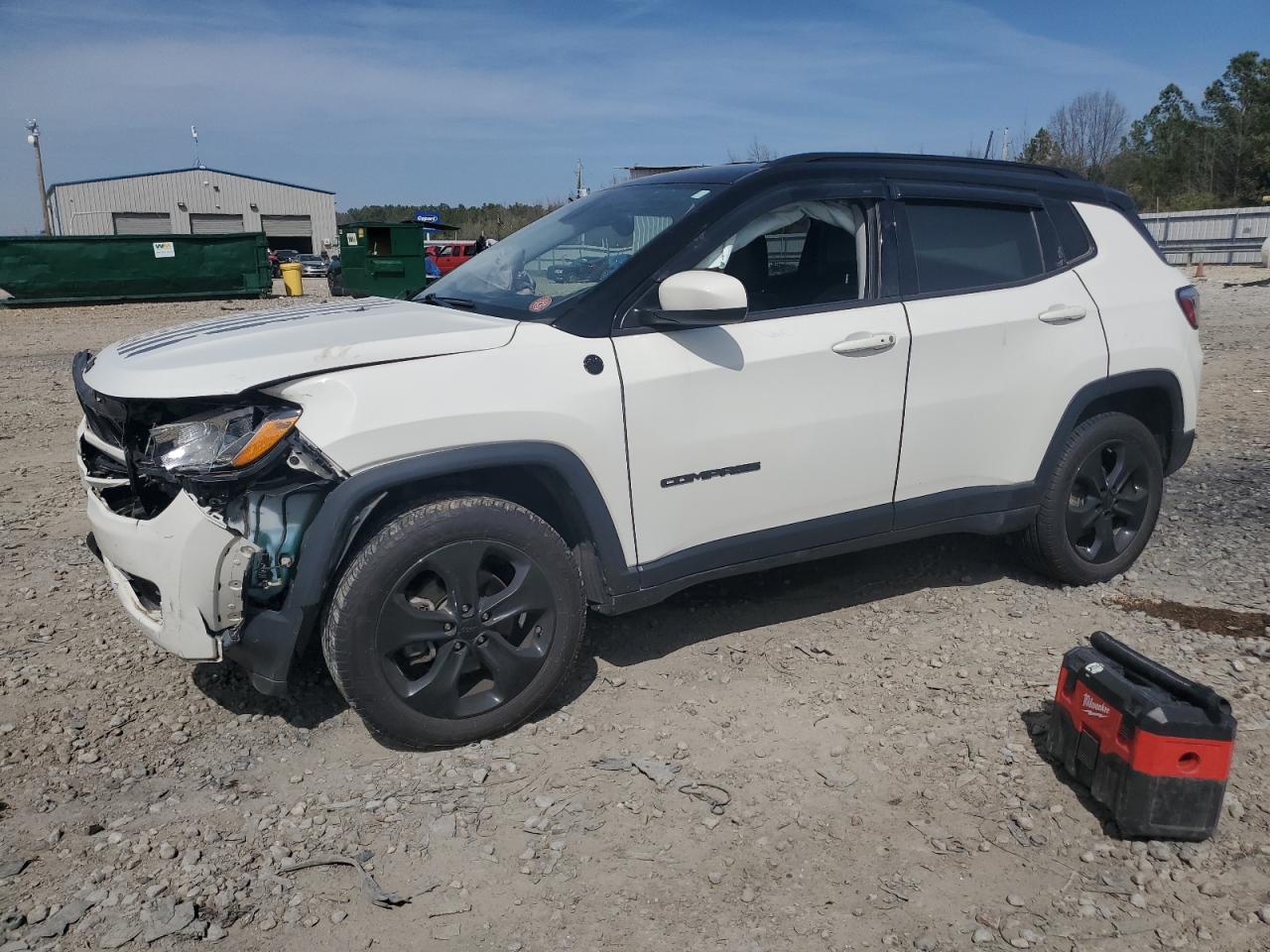 jeep compass 2018 3c4njdbb6jt301563