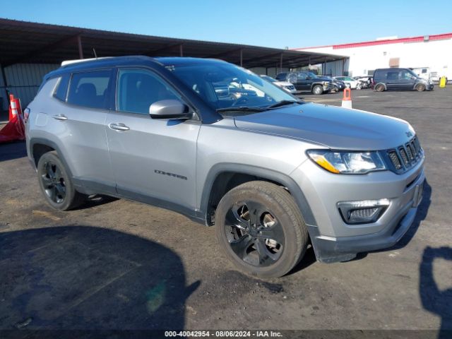 jeep compass 2018 3c4njdbb6jt304558