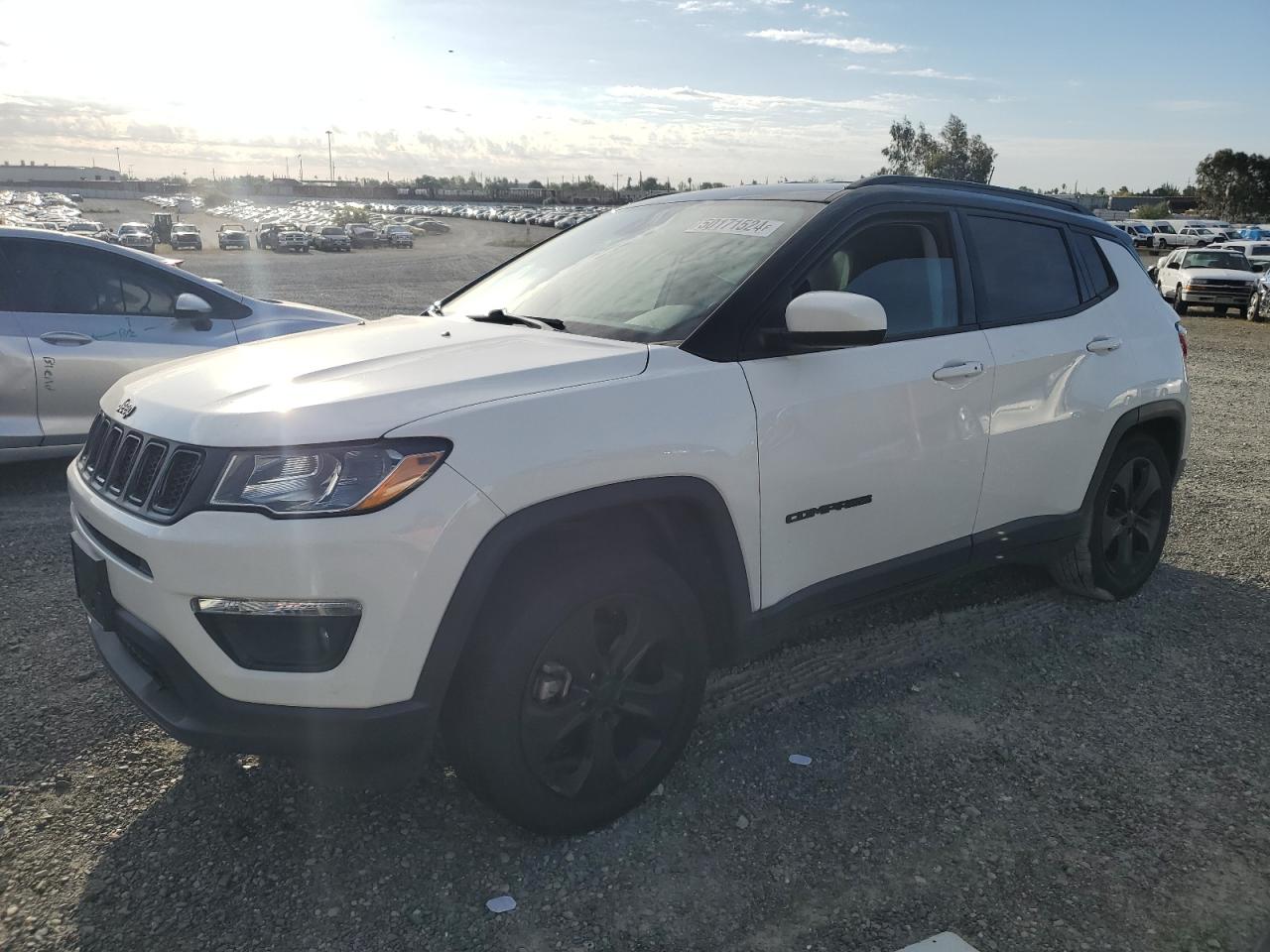 jeep compass 2019 3c4njdbb6kt621225