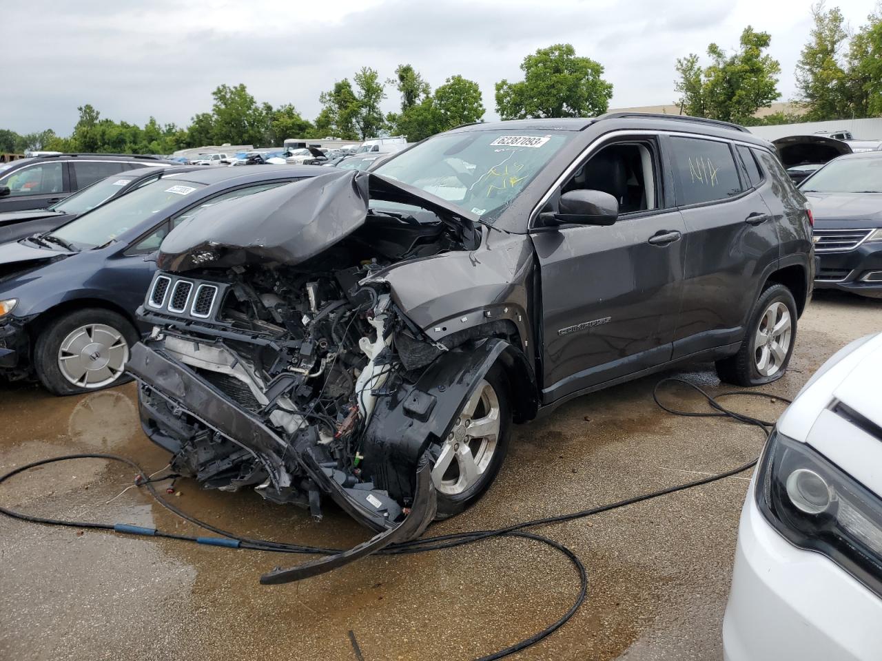 jeep compass 2018 3c4njdbb7jt343028