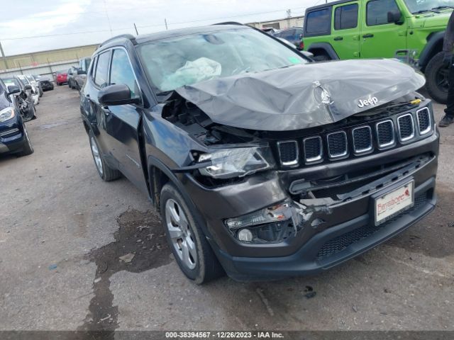 jeep compass 2018 3c4njdbb8jt115829