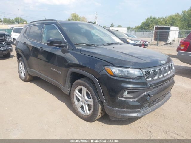 jeep compass 2024 3c4njdbn7rt576056