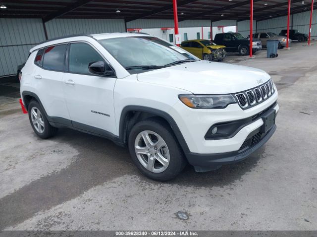 jeep compass 2024 3c4njdbn8rt584554