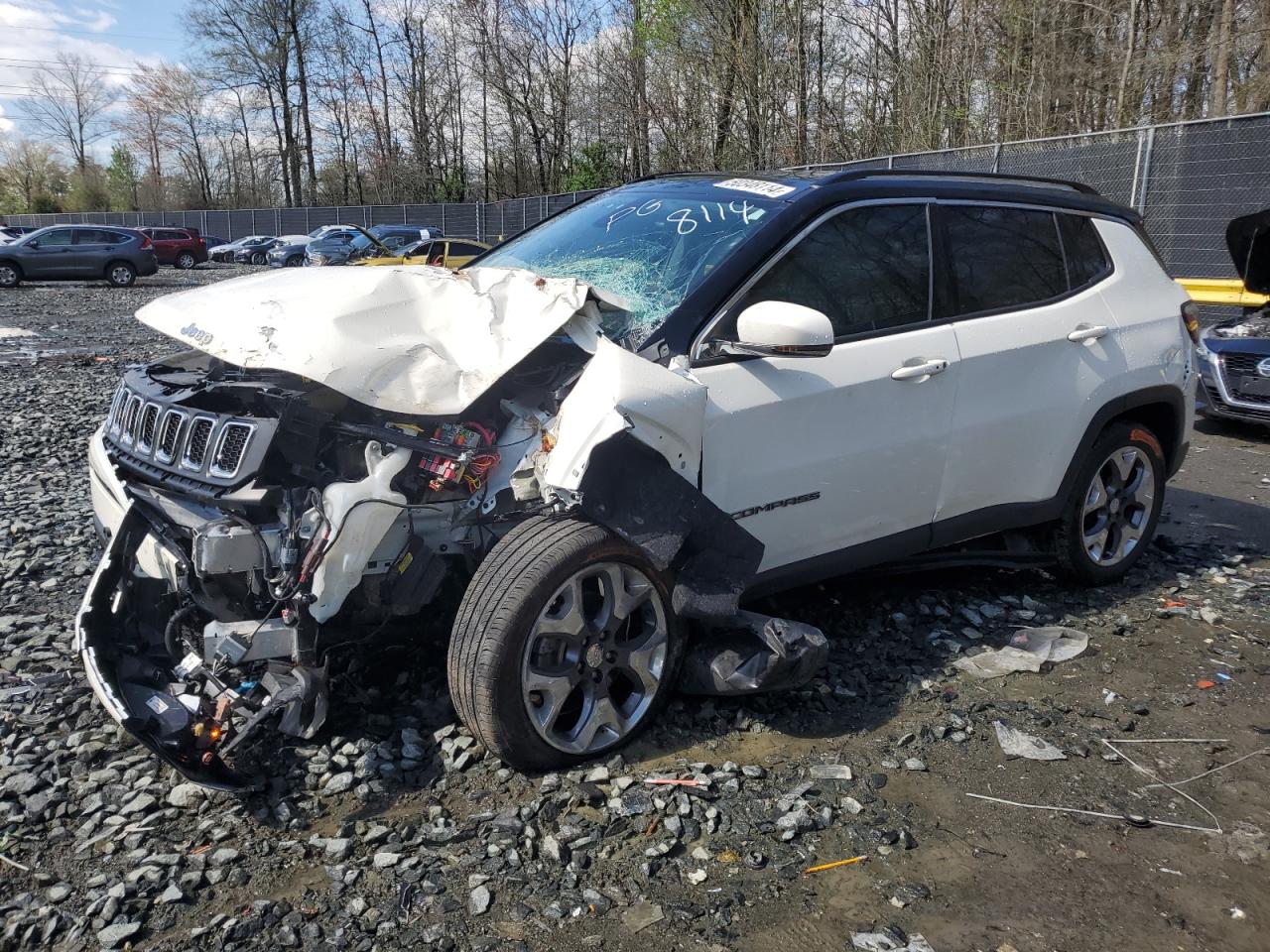 jeep compass 2018 3c4njdcb3jt168114