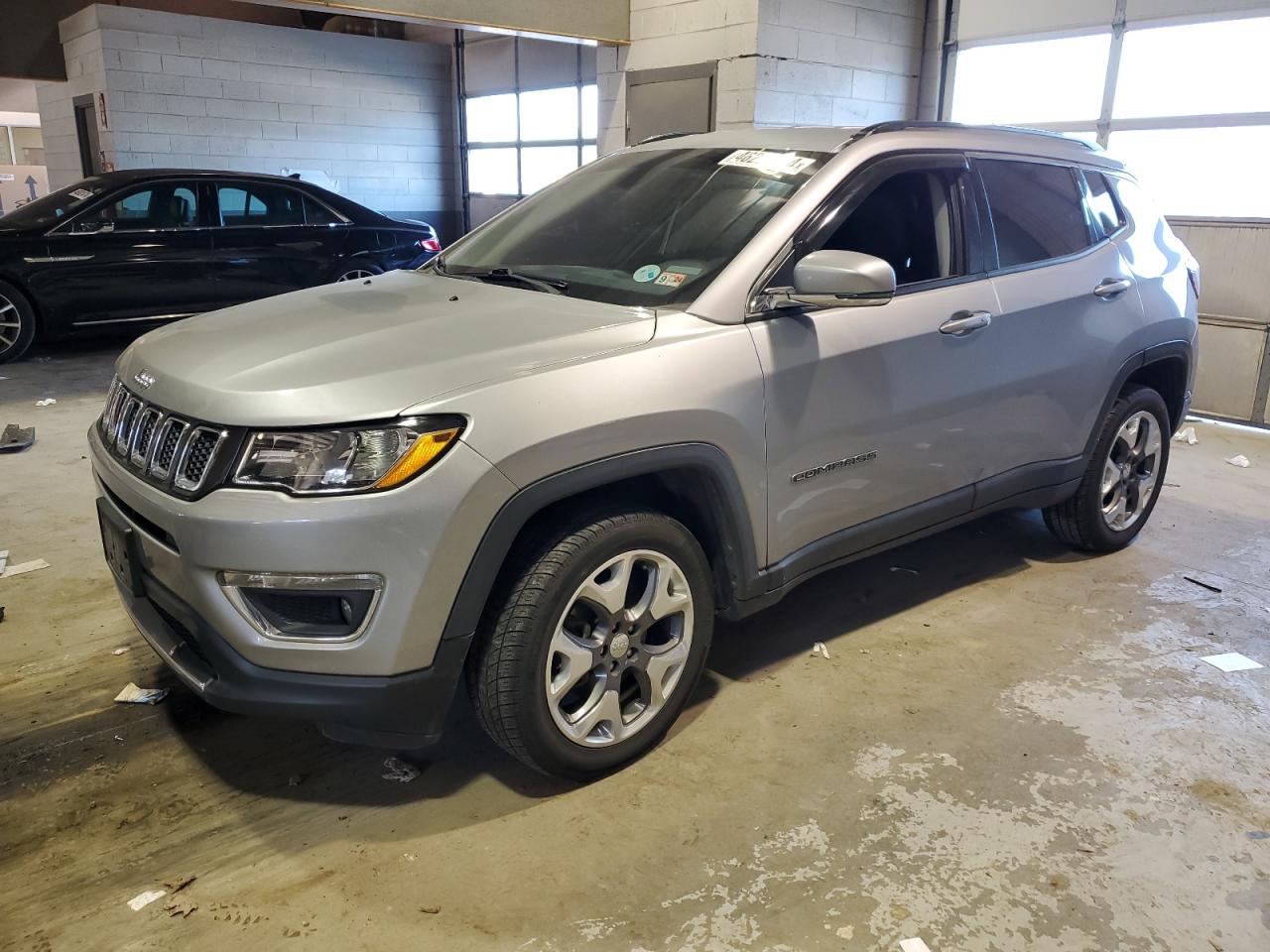 jeep compass 2019 3c4njdcb6kt639271