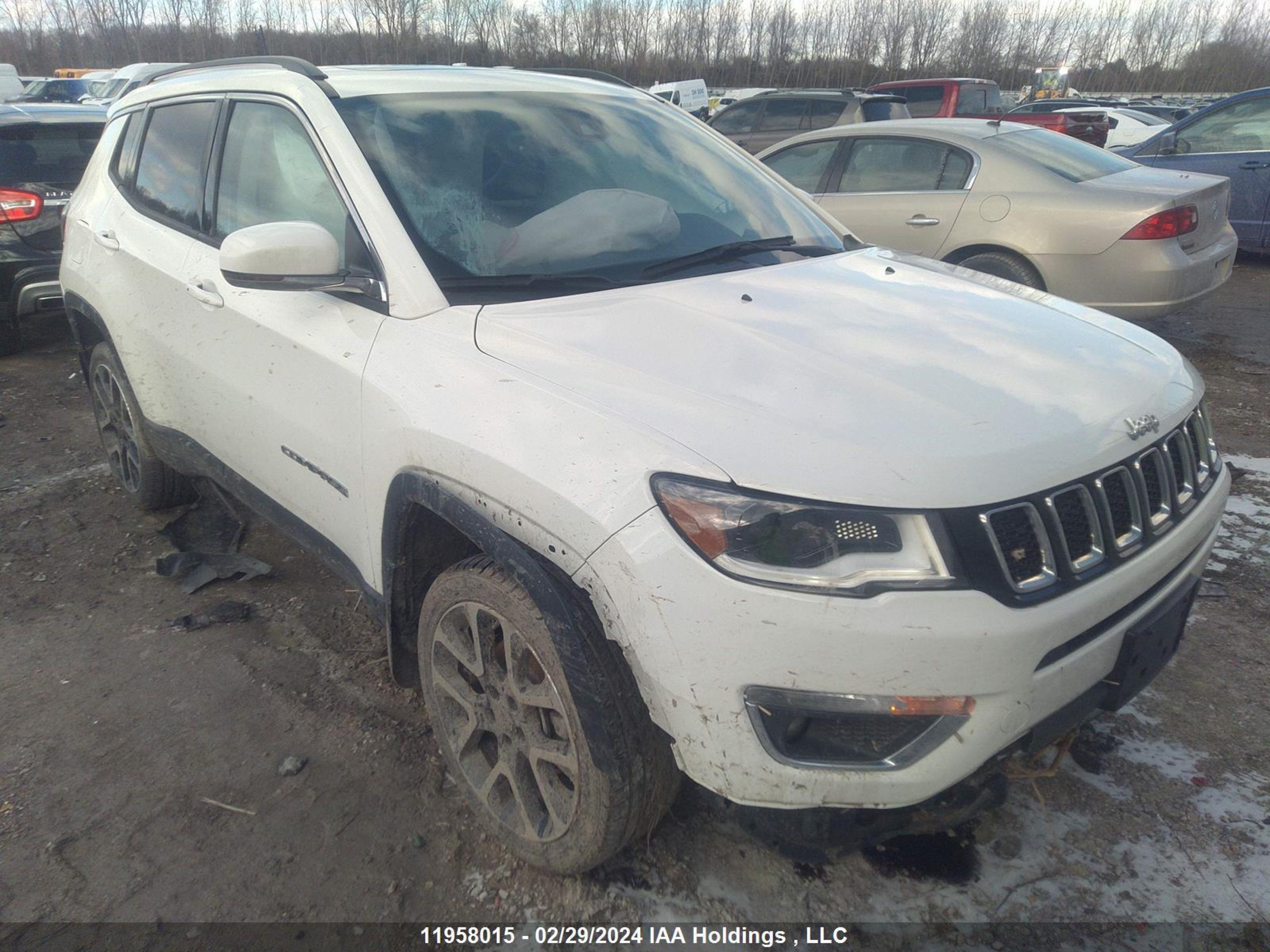 jeep compass 2018 3c4njdcb8jt153320