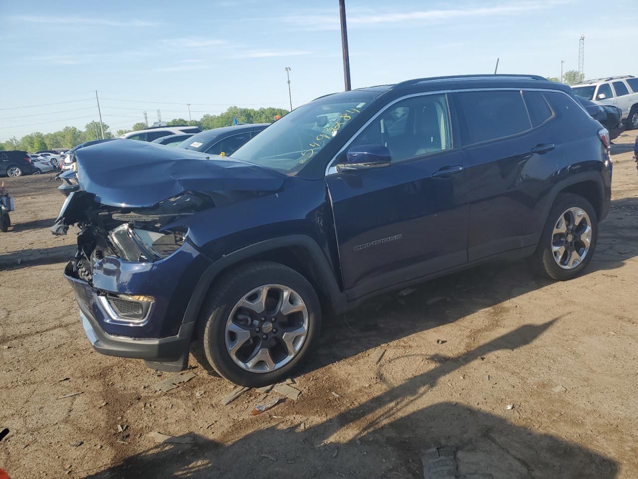 jeep compass 2019 3c4njdcb8kt666276