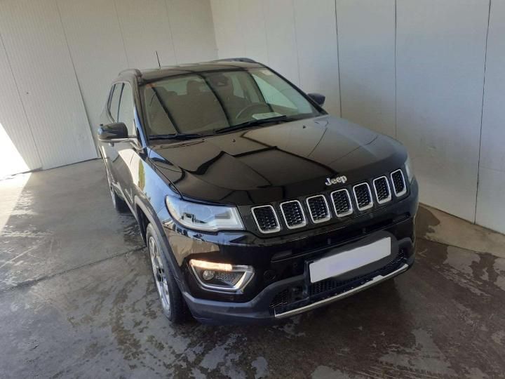 jeep compass 2018 3c4njdcy5jt442241